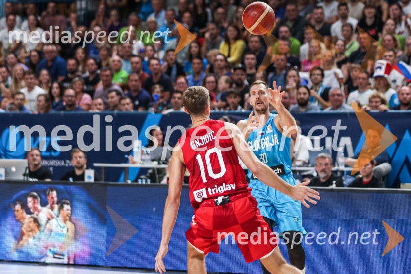  Lovro Gnjidić, košarkaš;  Zoran Dragić, košarkarKošarkarska tekma Slovenija : Hrvaška