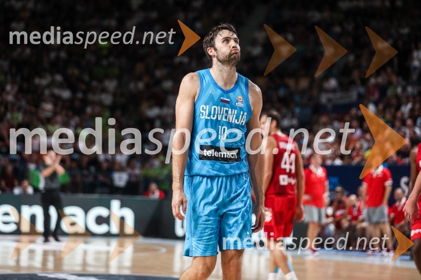  Mike Tobey, košarkarKošarkarska tekma Slovenija : Hrvaška