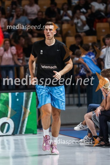  Vlatko Čančar, košarkarKošarkarska tekma Slovenija : Hrvaška