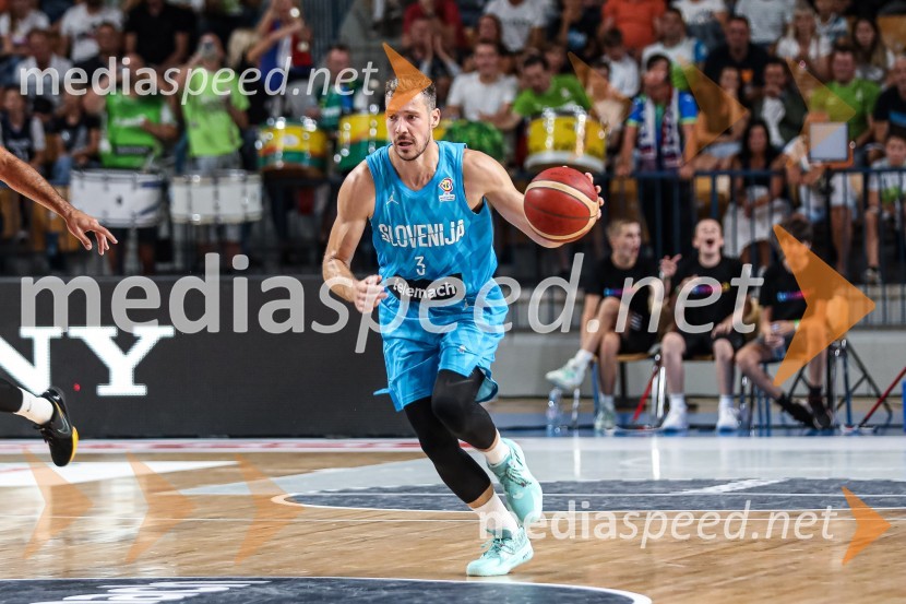  Goran Dragić, košarkarKošarkarska tekma Slovenija : Hrvaška