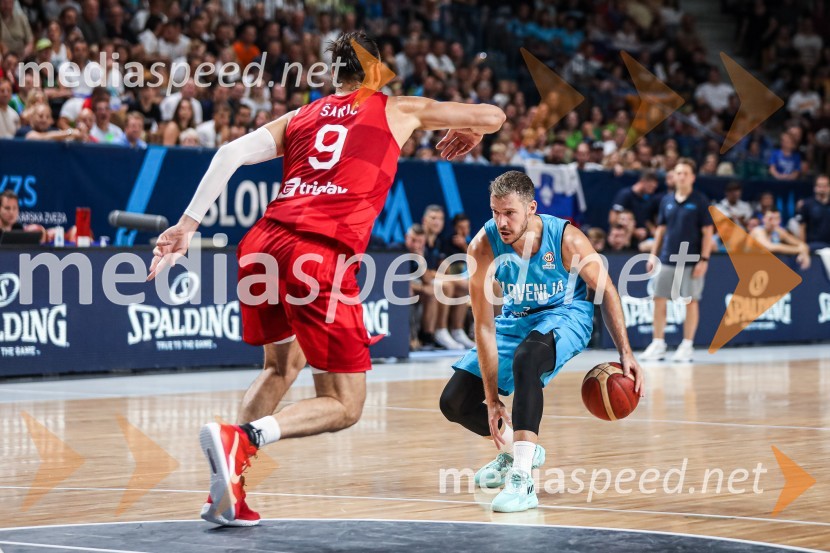  Dario Šarić, košarkar;  Goran Dragić, košarkarKošarkarska tekma Slovenija : Hrvaška