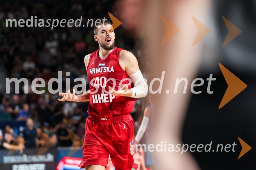  Ivica Zubac, košarkarKošarkarska tekma Slovenija : Hrvaška