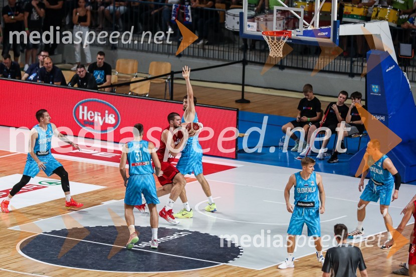 Košarkarska tekma Slovenija : Hrvaška