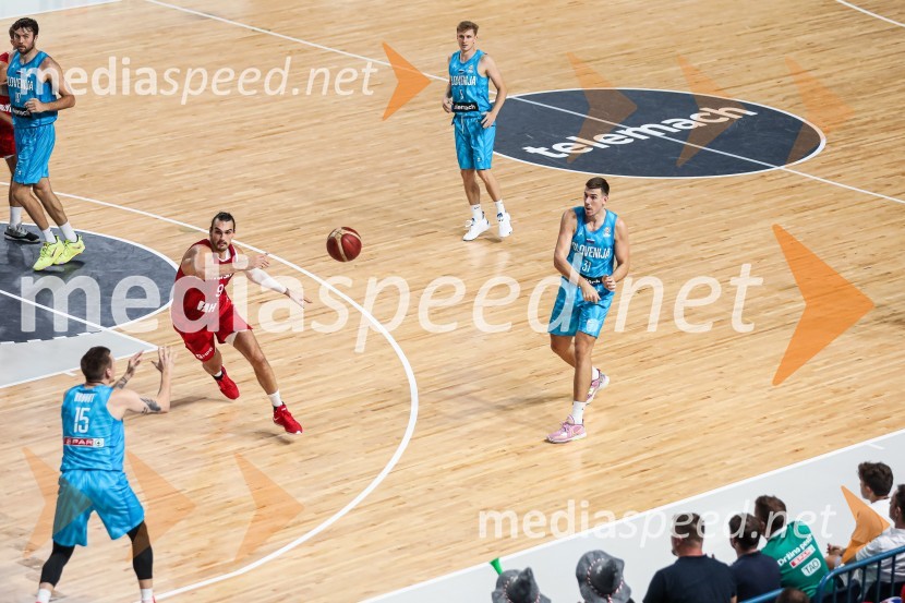 Košarkarska tekma Slovenija : Hrvaška