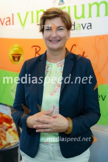  Martina  Bukovec, Zavod za turizem in razvoj Lendava, sektor za turizemNovinarska konferenca Festival Vinarium