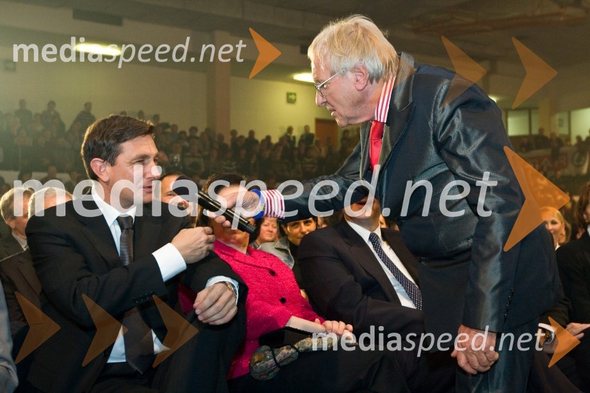 Borut Pahor, predsdnik Vlade RS in Tone Fornezzi Tof, novinar in voditelj prireditveSlovenec leta 2008