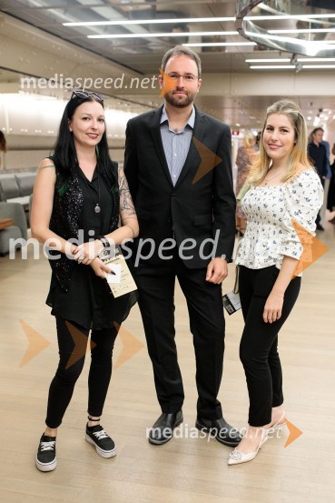  Maruša Šinkovič, PR Festival Ljubljana;  Vito Žuraj, skladatelj;  Tina Berk, sodelavka za odnose z javnostmi, Festival LjubljanaJuan Diego Florez, Festival Ljubljana 2022