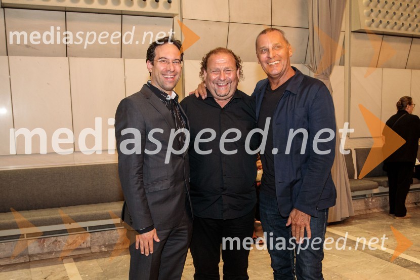  Simon Krečič, umetniški direktor Opere SNG Maribor;  Darko  Brlek, direktor in umetniški vodja, Festival Ljubljana;  Danilo Rošker, direktor SNG MariborJuan Diego Florez, Festival Ljubljana 2022