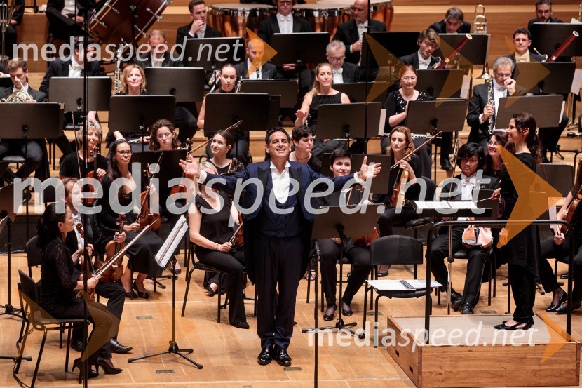  Juan Diego Flórez, tenor;  Oksana Lyniv, dirigentkaJuan Diego Florez, Festival Ljubljana 2022