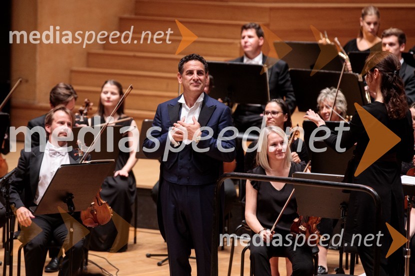  Juan Diego Flórez, tenor;  Oksana Lyniv, dirigentkaJuan Diego Florez, Festival Ljubljana 2022