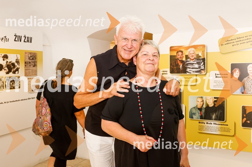  Andrej  Šifrer, glasbenik;  ... Andrej Šifrer, 70 let-NIČ proti VEČnosti