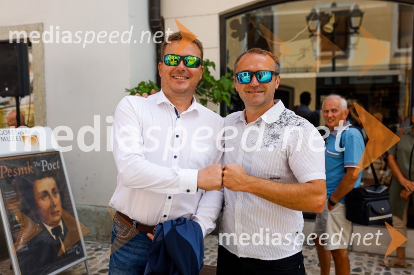  Tadej  Malovrh, župan, Velike Lašče;  Klemen Malovrh, direktor, Zavod za turizem KranjAndrej Šifrer, 70 let-NIČ proti VEČnosti