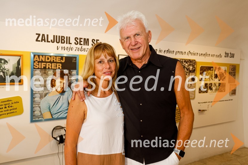  Mirjam Povh;  Andrej Šifrer, glasbenikAndrej Šifrer, 70 let-NIČ proti VEČnosti