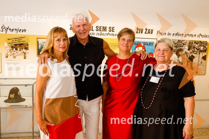  Mirjam Povh;  Andrej Šifrer, glasbenik;  Mag. Marjana  Žibert, direktorica, Gorenjski muzej;  ... Andrej Šifrer, 70 let-NIČ proti VEČnosti