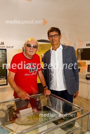  Tone Fornezzi - Tof, novinar;  Matjaž Rakovec, župan Mestne občine KranjAndrej Šifrer, 70 let-NIČ proti VEČnosti