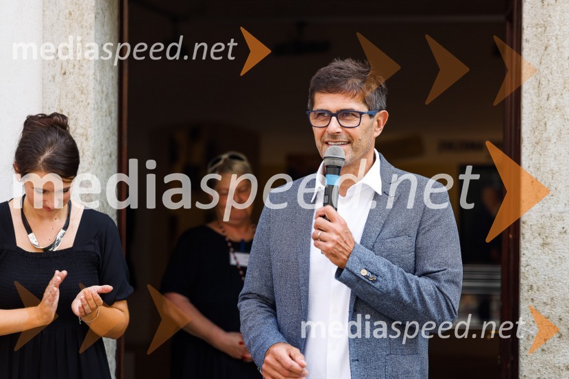  Matjaž Rakovec, župan Mestne občine KranjAndrej Šifrer, 70 let-NIČ proti VEČnosti