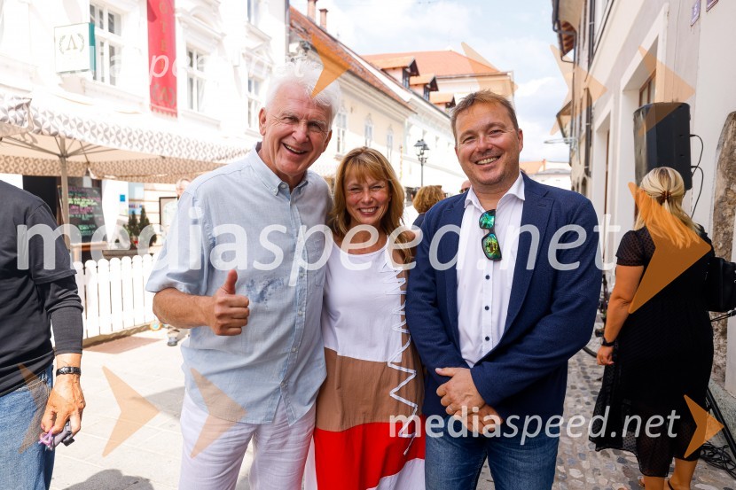  Andrej Šifrer, glasbenik;  Mirjam Povh;  ... Andrej Šifrer, 70 let-NIČ proti VEČnosti