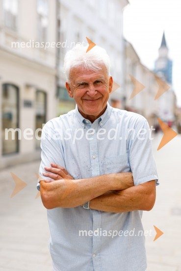  Andrej Šifrer, glasbenikAndrej Šifrer, 70 let-NIČ proti VEČnosti