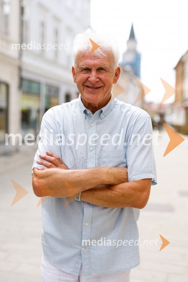 Andrej Šifrer, glasbenikAndrej Šifrer, 70 let-NIČ proti VEČnosti