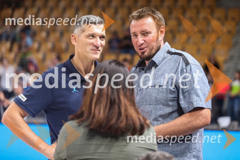  ... ;  Matjaž Smodiš, nekdanji košarkarKošarkarska tekma Slovenija - Estonija