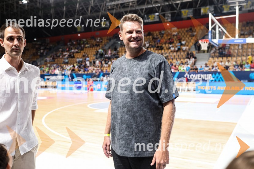  Domen Lorbek, nekdnanji košarkar;  Miha Zupan, košarkarKošarkarska tekma Slovenija - Estonija