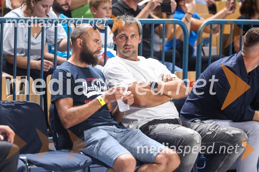  Nebojša Joksimović, nekdanji košarkar;  Željko ZagoracKošarkarska tekma Slovenija - Estonija