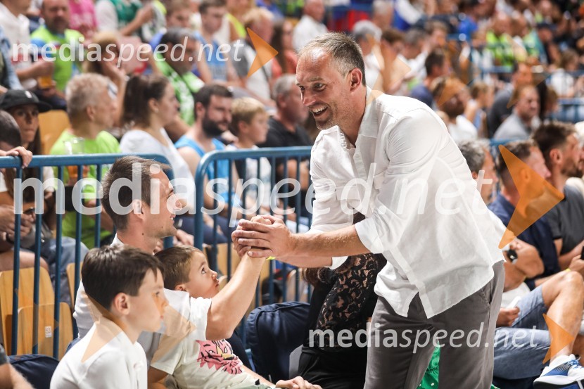  Domen Lorbek, nekdnanji košarkar;  Samo Udrih, nekdanji košarkarKošarkarska tekma Slovenija - Estonija