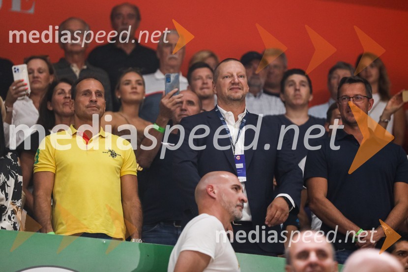  Tomaž Barada, taekwondoist in kickbokser, predsednik Športne zveze Maribor, predsednik Športne zveze Maribor, podpredsednik Olimpijskega komiteja Slovenije;  Matej Erjavec, predsednik, Košarkarska Zveza Slovenije;  ... Košarkarska tekma Slovenija - Estonija