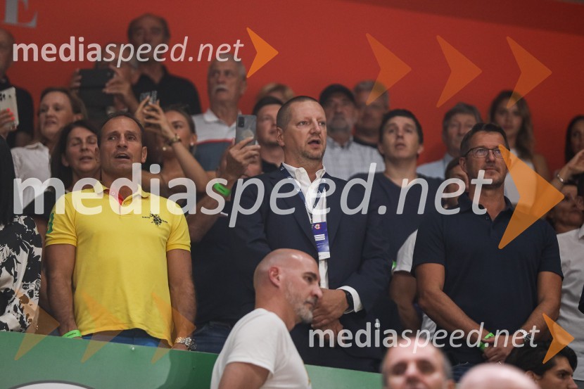  Tomaž Barada, taekwondoist in kickbokser, predsednik Športne zveze Maribor, predsednik Športne zveze Maribor, podpredsednik Olimpijskega komiteja Slovenije;  Matej Erjavec, predsednik, Košarkarska Zveza Slovenije;  ... Košarkarska tekma Slovenija - Estonija