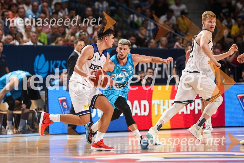  ... ;  Aleksej  Nikolić, košarkarKošarkarska tekma Slovenija - Estonija