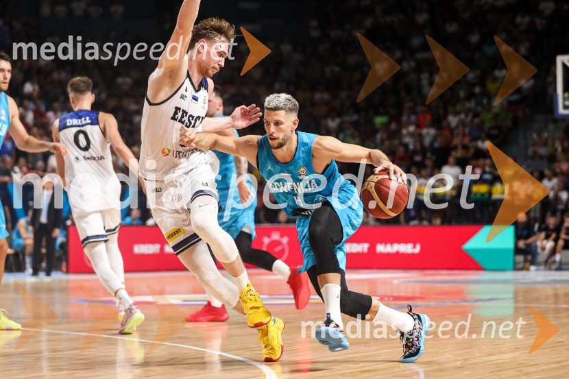  ... ;  Aleksej  Nikolić, košarkarKošarkarska tekma Slovenija - Estonija
