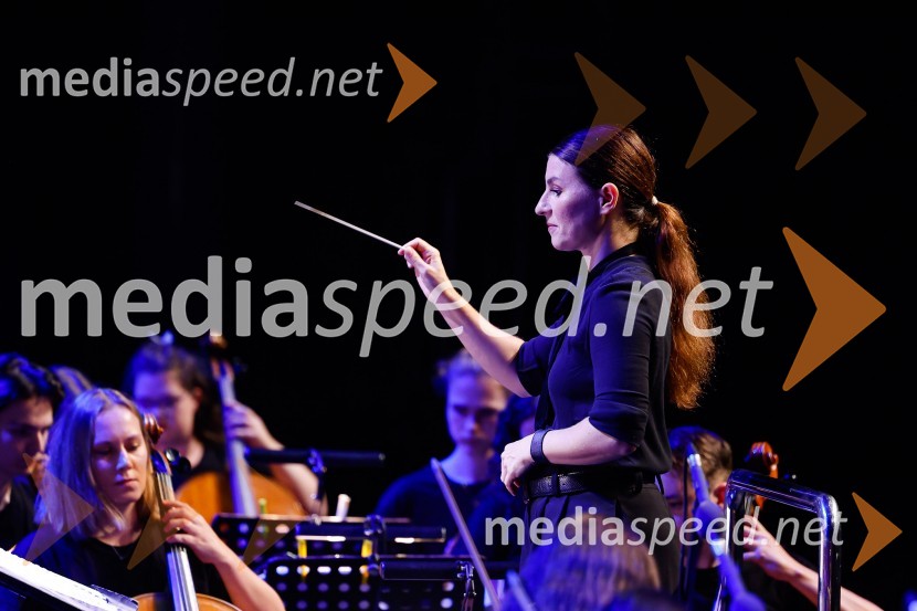  Živa Ploj Peršuh, dirigentkaSlovenski mladinski orkester, Festival Ljubljana 2022