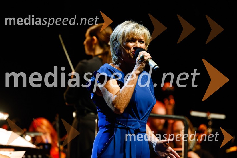  Romana  Krajnčan, pevkaSlovenski mladinski orkester, Festival Ljubljana 2022