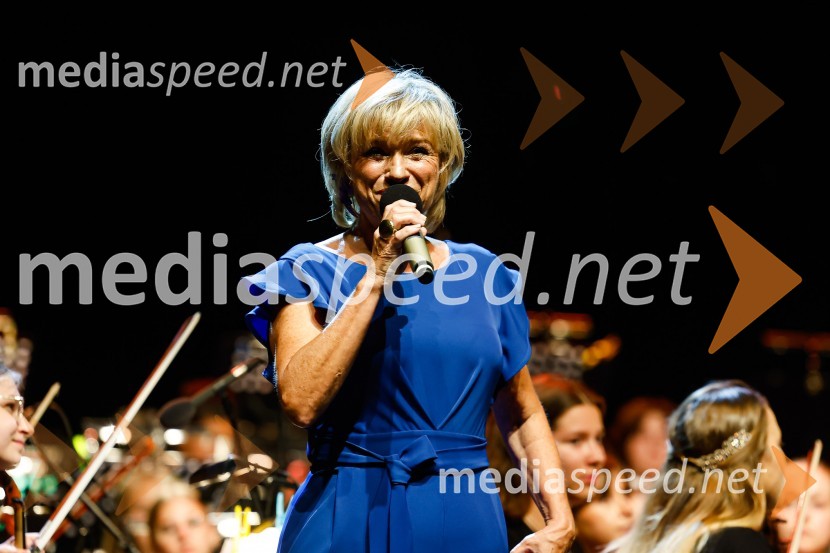  Romana  Krajnčan, pevkaSlovenski mladinski orkester, Festival Ljubljana 2022