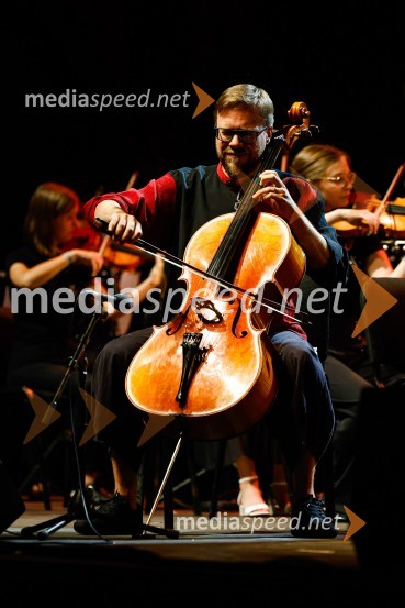  Kristjan  Krajnčan, bobni, violončeloSlovenski mladinski orkester, Festival Ljubljana 2022