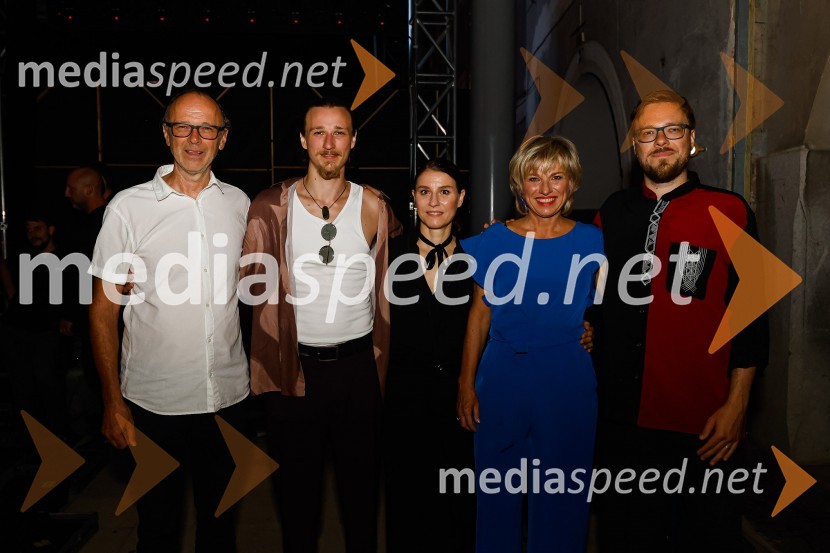  Lojze Krajnčan, dirigent;  Žigan Krajnčan, igralec, plesalec, koreograf;  Živa Ploj Peršuh, dirigentka;  Romana  Krajnčan, pevka;  Kristjan  Krajnčan, bobni, violončeloSlovenski mladinski orkester, Festival Ljubljana 2022