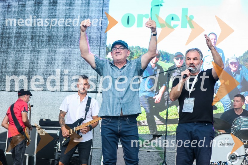  Vlado Poredoš, glasbenik, skupina Orlek;  ... Svetovno prvenstvo v odbojki 2022, Slovenija - Kamerun