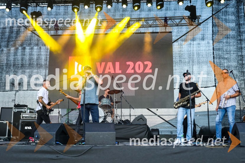  Vlado Poredoš, glasbenik, skupina OrlekSvetovno prvenstvo v odbojki 2022, Slovenija - Kamerun