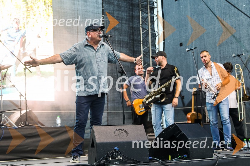  Vlado Poredoš, glasbenik, skupina OrlekSvetovno prvenstvo v odbojki 2022, Slovenija - Kamerun