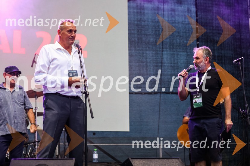  Metod Ropret, predsednik Odbojkarske zveze Slovenije;  ... Svetovno prvenstvo v odbojki 2022, Slovenija - Kamerun