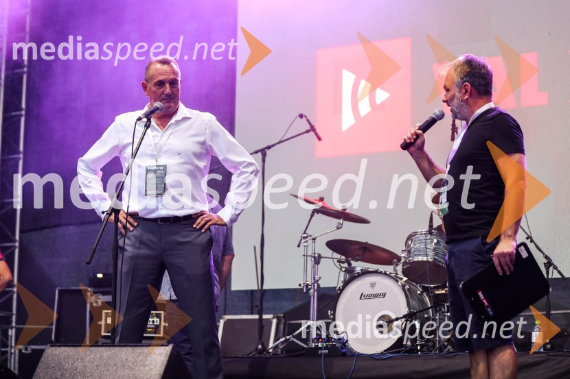  Metod Ropret, predsednik Odbojkarske zveze Slovenije;  ... Svetovno prvenstvo v odbojki 2022, Slovenija - Kamerun