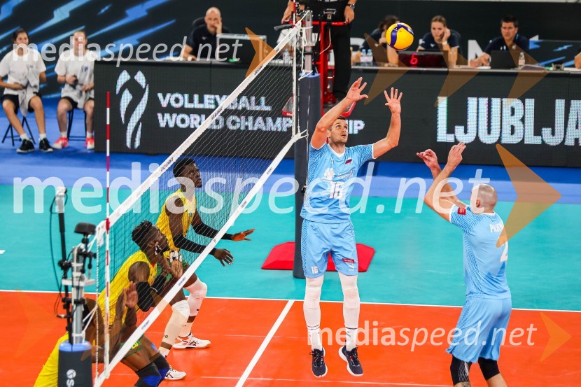  Gregor  Ropret, odbojkar;  Alen  Pajenk  , odbojkarSvetovno prvenstvo v odbojki 2022, Slovenija - Kamerun