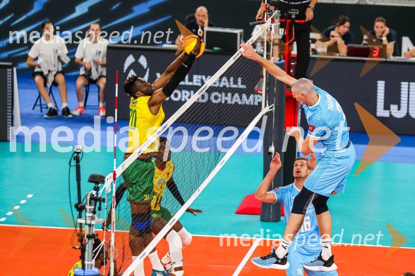  ... ;  Alen  Pajenk  , odbojkarSvetovno prvenstvo v odbojki 2022, Slovenija - Kamerun