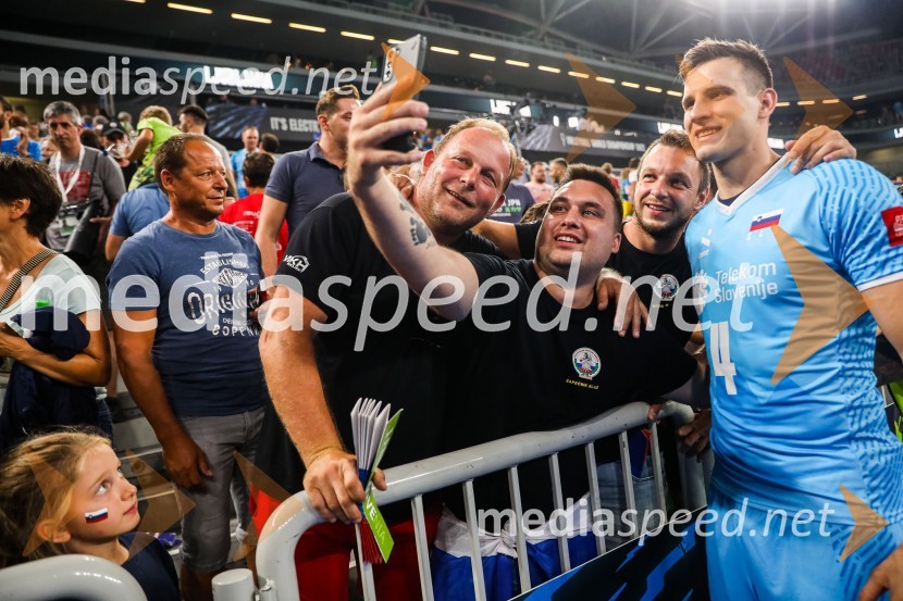  ... ;  ... ;  ... ;  Jan  Kozamernik, odbojkarSvetovno prvenstvo v odbojki 2022, Slovenija - Kamerun