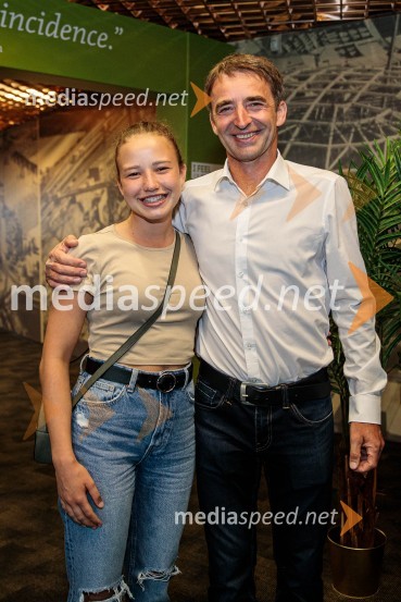  ... ; dr. Franci Petek, nekdanji smučarski skakalec in direktor SZSSvetovno prvenstvo v odbojki 2022, Slovenija - Francija