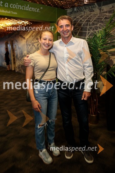  ... ; dr. Franci Petek, nekdanji smučarski skakalec in direktor SZSSvetovno prvenstvo v odbojki 2022, Slovenija - Francija