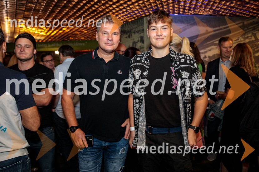  Andrej Miklavc, nekdanji smučar;  ... Svetovno prvenstvo v odbojki 2022, Slovenija - Francija