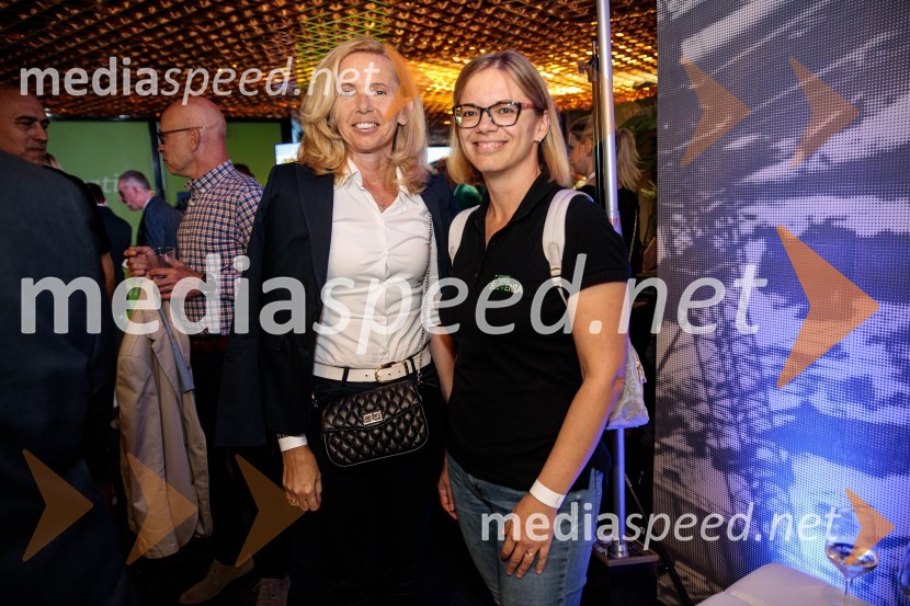  Tatjane Bobnar, ministrica za notranje zadeve;  ... Svetovno prvenstvo v odbojki 2022, Slovenija - Francija