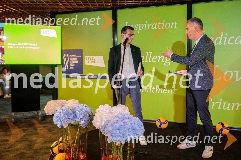  Dragan Barbutovski, Dragan Barbutovski, direktor, Urad vlade za komuniciranje (UKOM);  Igor Evgen Bergant, novinar in TV voditeljSvetovno prvenstvo v odbojki 2022, Slovenija - Francija