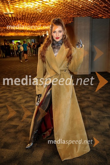  Maja Keuc, pevka, AmayaSvetovno prvenstvo v odbojki 2022, Slovenija - Francija